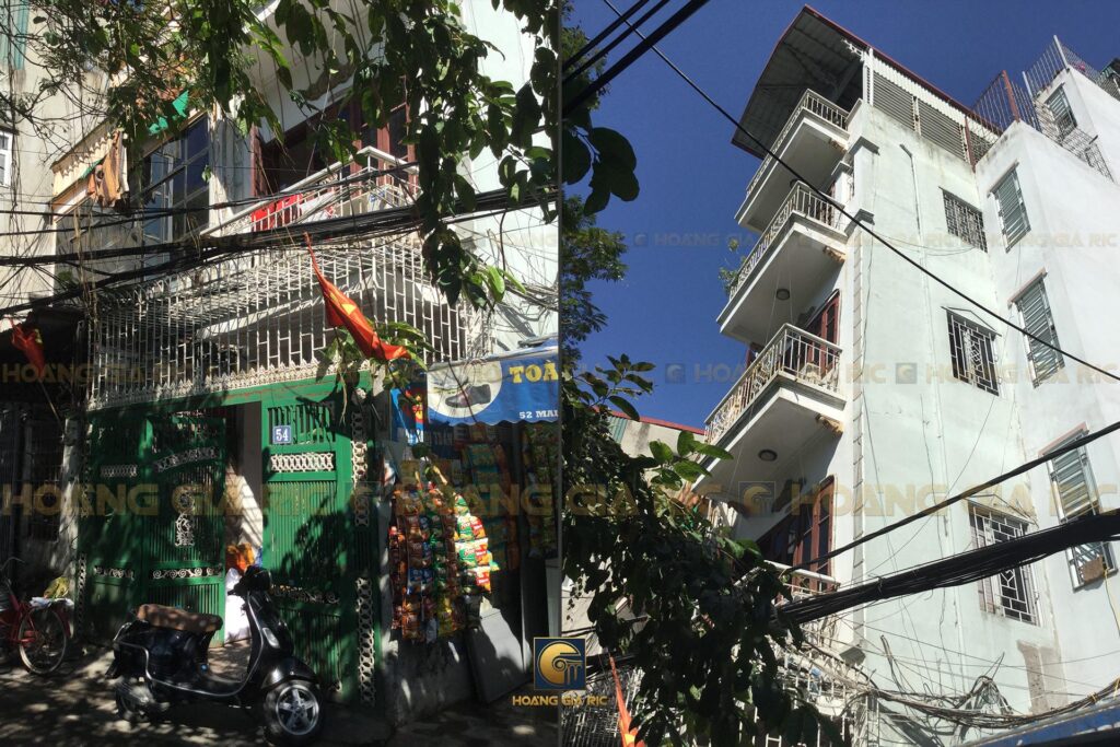 160123, hiện trạng mặt tiền nhà phố 5 tầng.