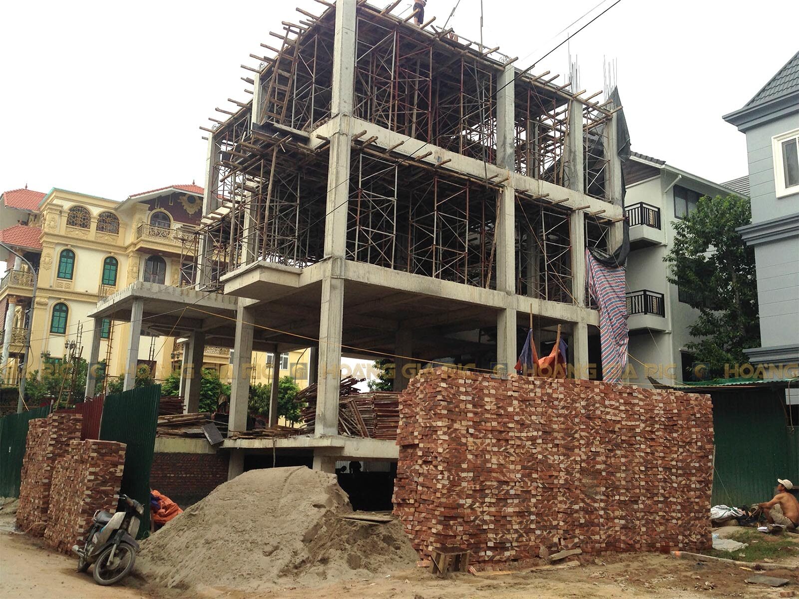 19tc01-1, thi công xây tường, ảnh 1.