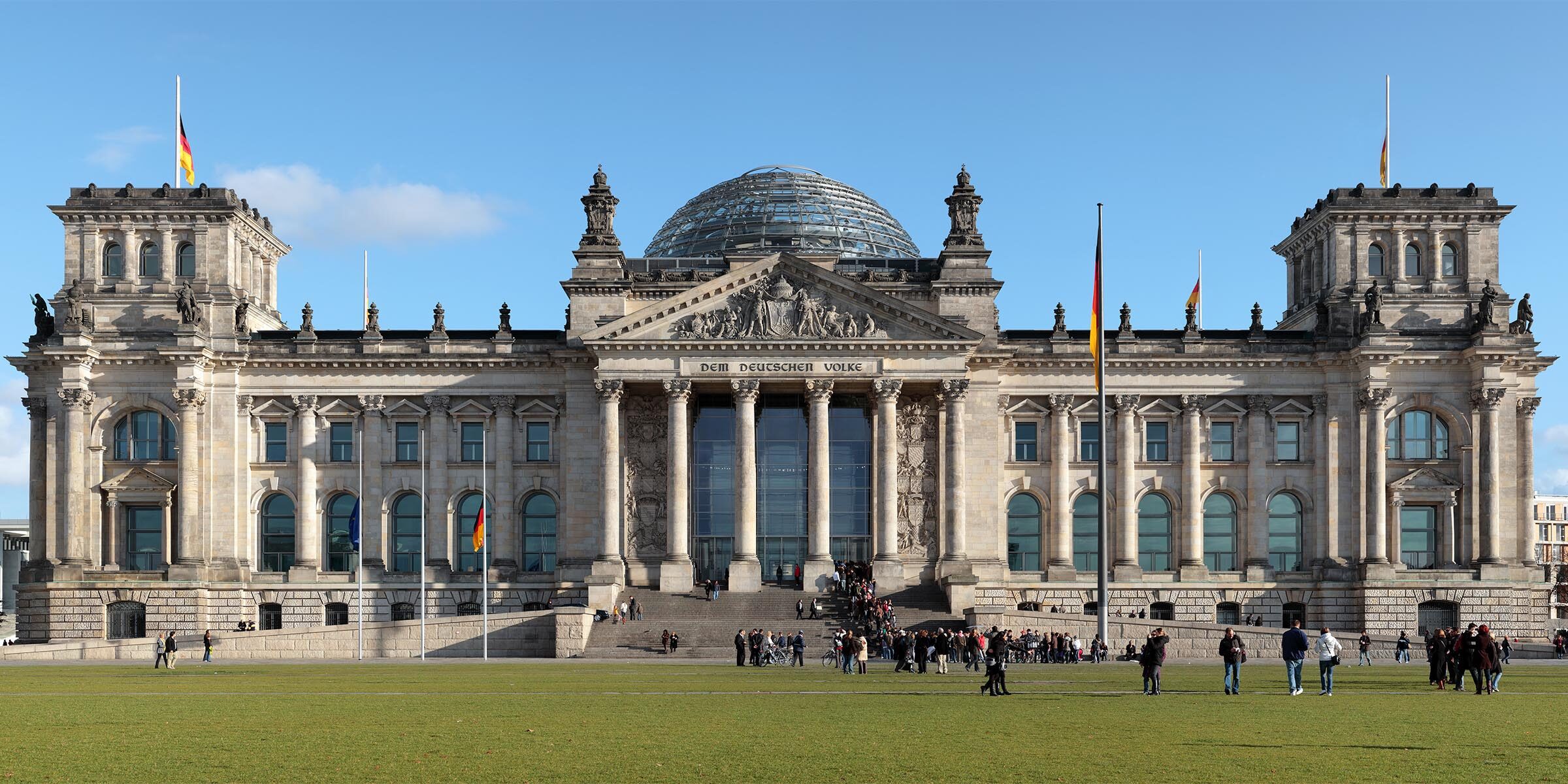 Parthenon-reichstag-berlin