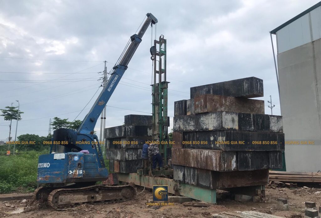 Thi công Ép Cừ Thép chắn đất & Ép Cọc bằng phương pháp Ép Tải